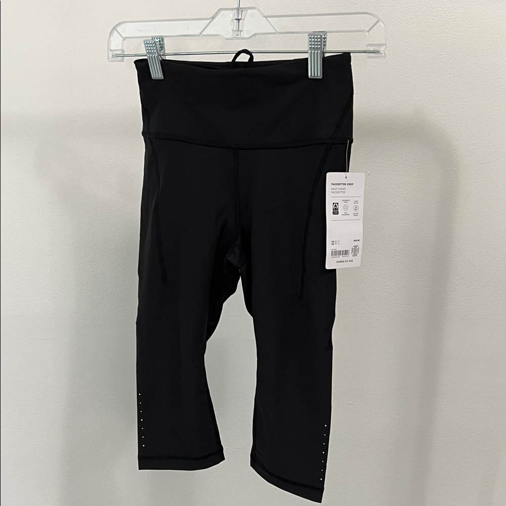 Athleta Pacesetter Crop Leggings